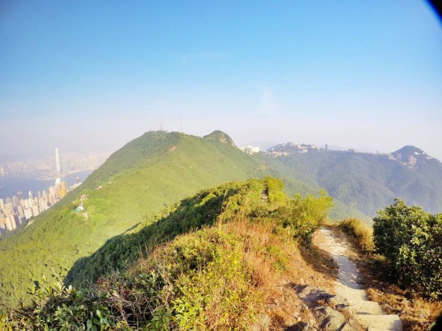 香港 行山 盧吉道 山頂 觀景台 西高山 風景 天梯 太平山 維多利亞港