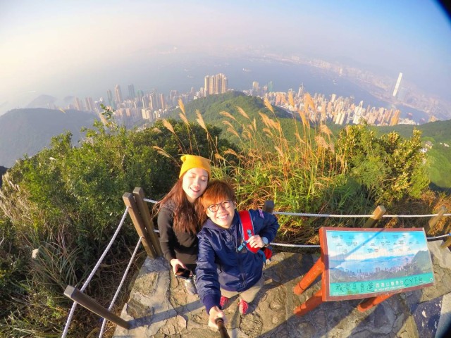 香港 行山 盧吉道 山頂 觀景台 西高山 風景 天梯 太平山 維多利亞港 芒草